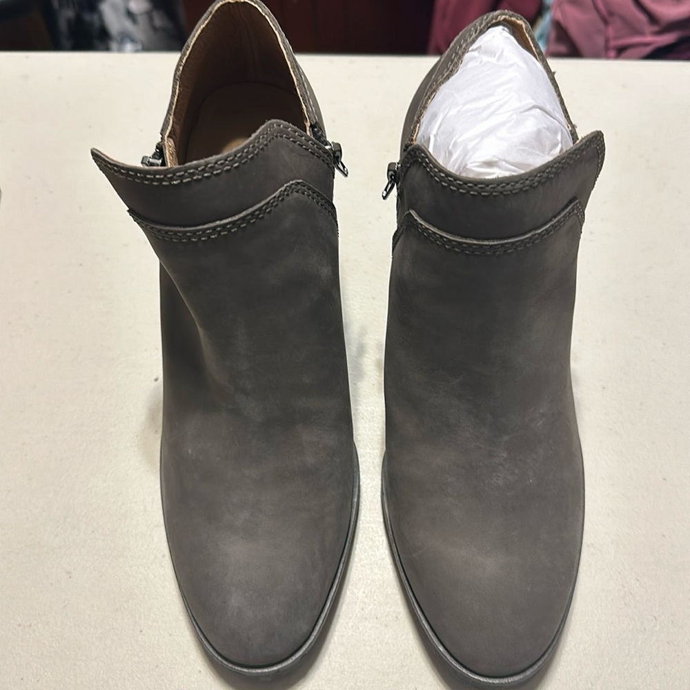 Lucky Brand boots